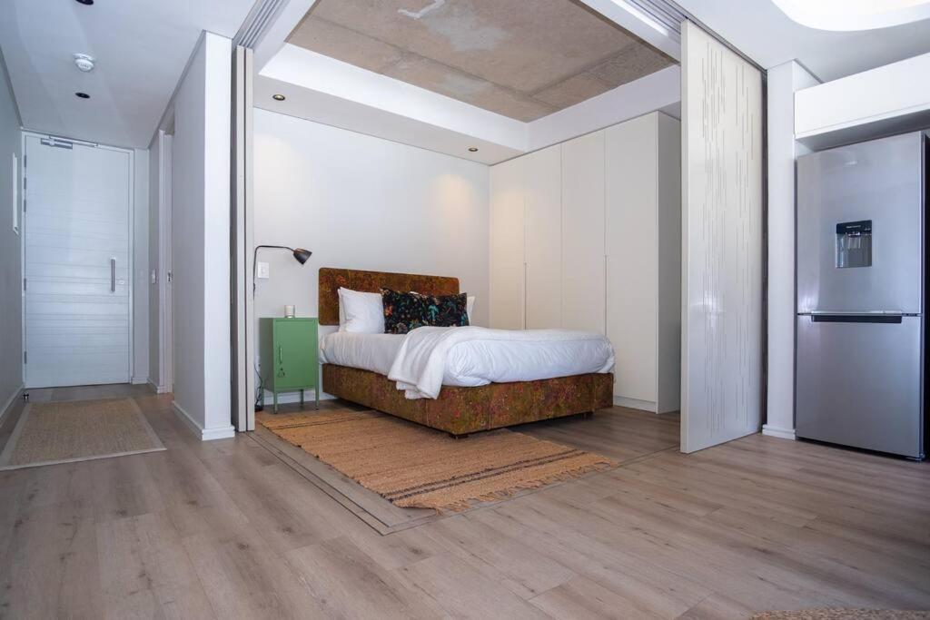 Apartment The Quarter - In The De Waterkant With Parking Cape Town