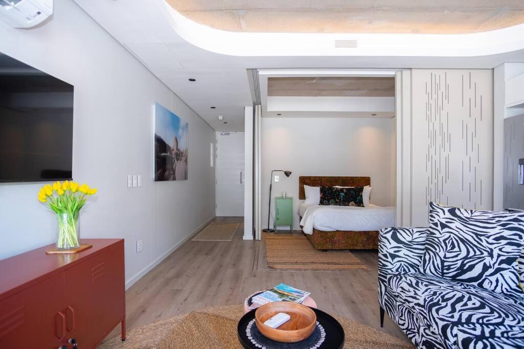 Apartment The Quarter - In The De Waterkant With Parking