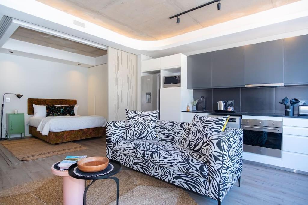 The Quarter - In The De Waterkant With Parking *